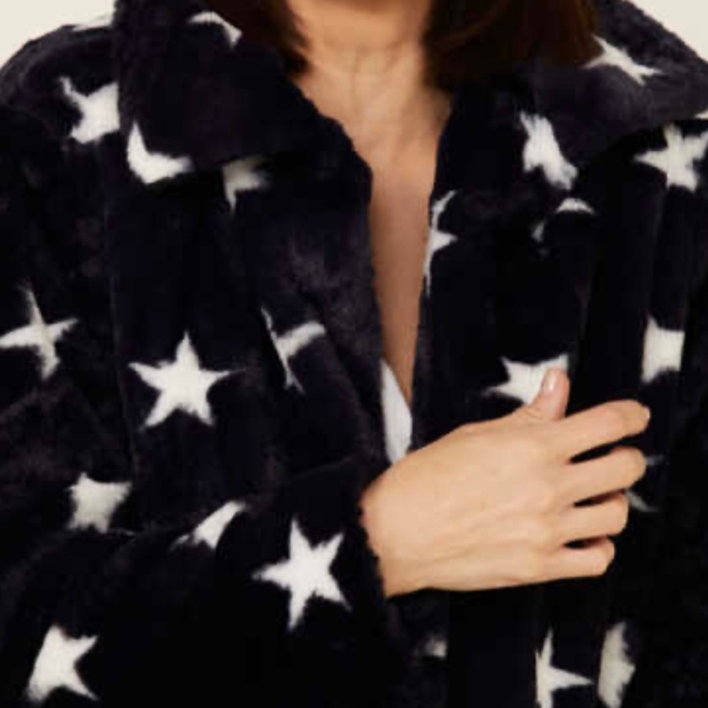 Hem & Thread Women’s Navy Star Print Faux Fur Jacket
